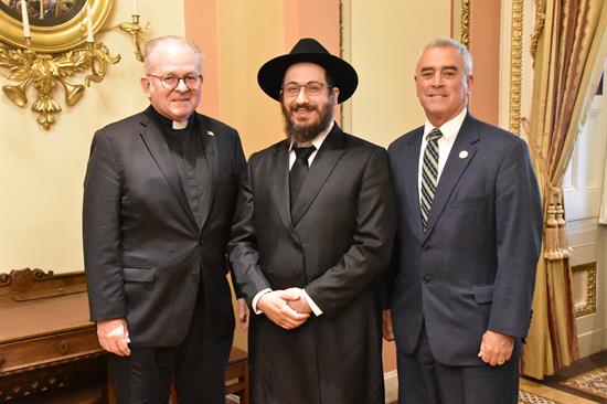 Wenstrup Welcomes Rabbi Avtzon to U.S. Capitol to Deliver the Opening Prayer